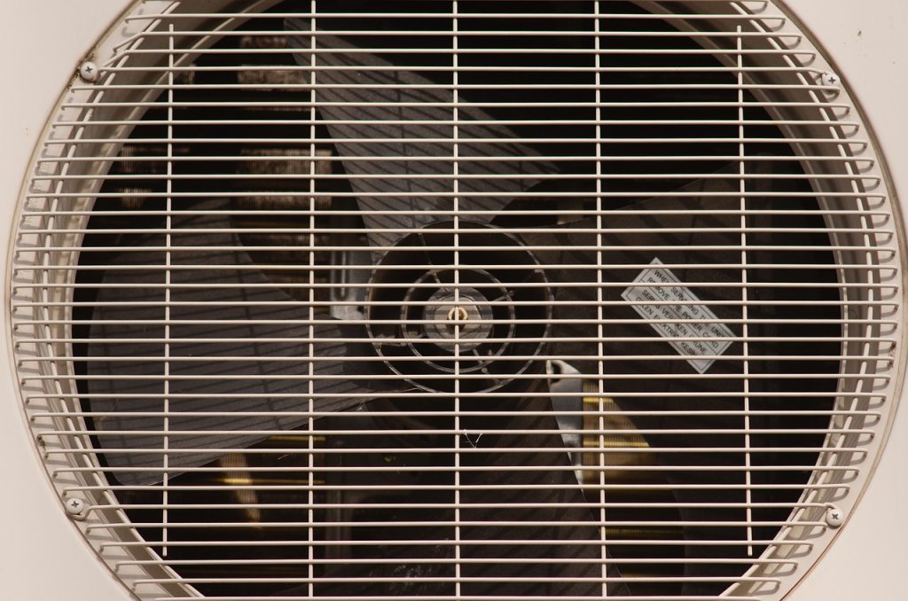 installateur climatiseur Airton connecté avec Jeedom sur Lyon 69 et Auvergne Rhone Alpesesuer|climatiseur connecté Jeedom et climatisation Airton|Quels sont les avantages de la climatisation connectée ?