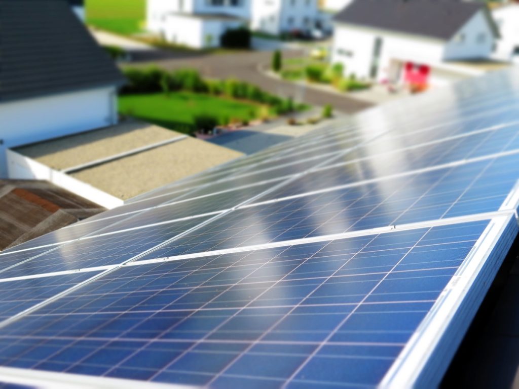 coupler une installation photovoltaïque avec un dispositif de domotique|installation photovoltaïque + domotique pour la maison